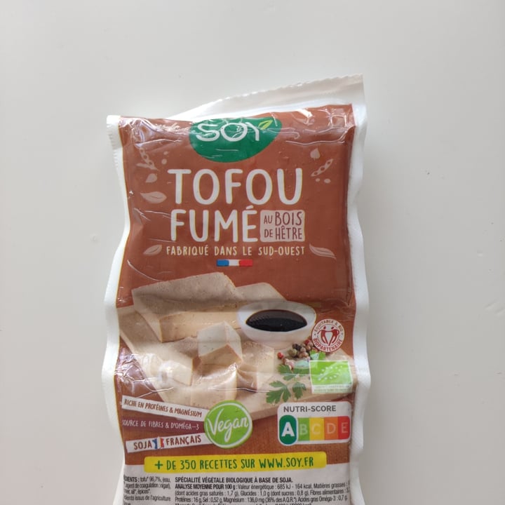 photo of Soy Tofou fumé au bois de hêtre shared by @azzulan on  05 Jul 2022 - review