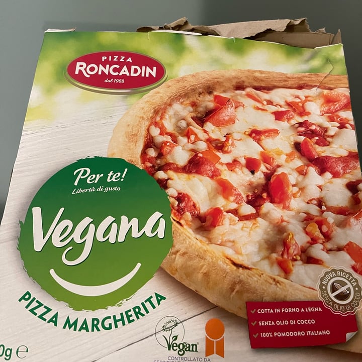 review photo of Pizza roncadin Pizza vegana shared by @chiara80 on 27 Aug 2022 - review