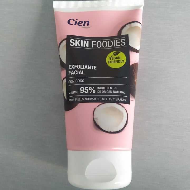 photo of Cien Exfoliante Facial con Coco shared by @alicia13 on  01 Jan 2021 - review