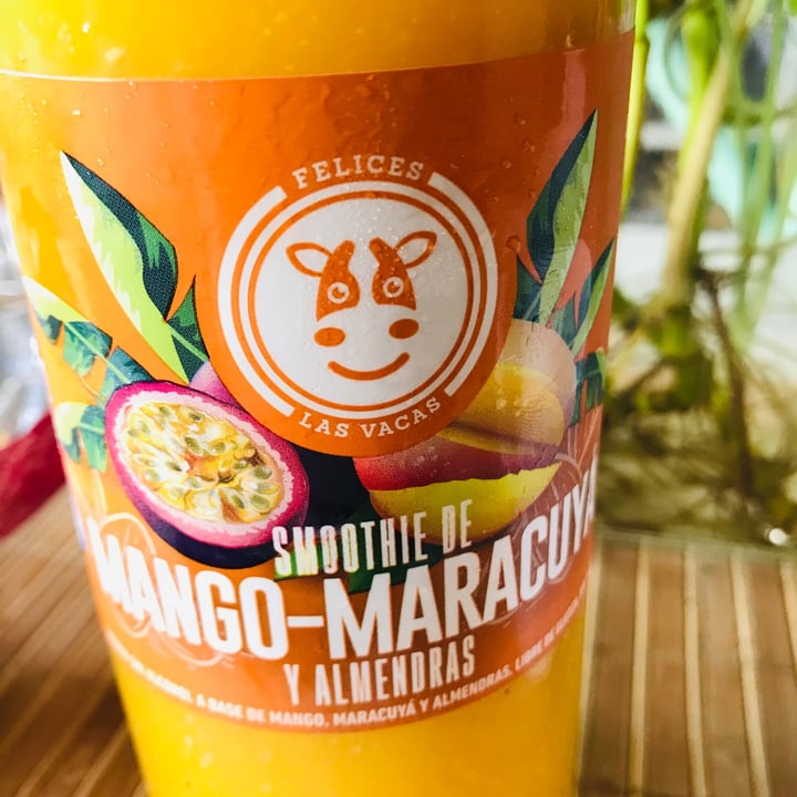 photo of Felices Las Vacas Smoothie Mango, Maracuya y Almendras shared by @florenciam on  11 Jan 2021 - review