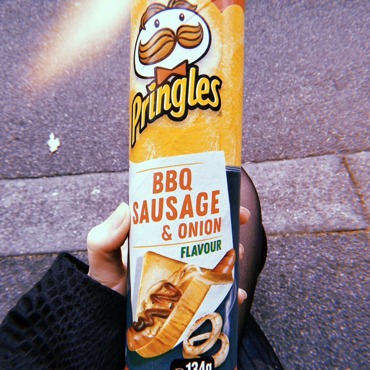 BBQ Sausage And Onion From Pringles Vegan Product Reviews Ratings bbq-sausage-and-onion-from-pringles-vegan-product-reviews-ratings