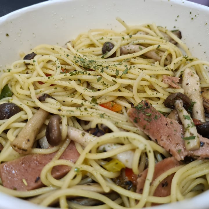 photo of Saute-San Aglio Olio shared by @gretchforveg on  20 Jan 2021 - review