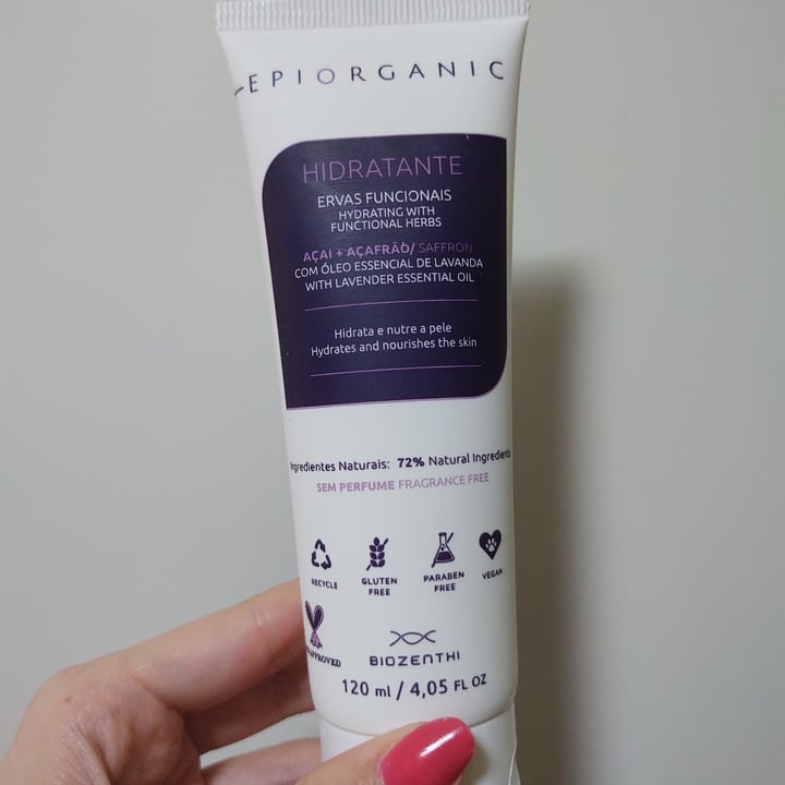photo of Biozenthi Hidratante corporal shared by @maryzanny on  09 Sep 2021 - review
