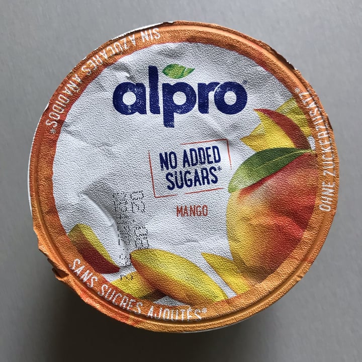 photo of Alpro no zucchero aggiunti mango shared by @stephgreen on  26 Jul 2022 - review