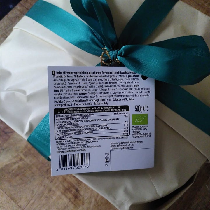 review photo of La Via Del Grano Dolce di pasqua Con Gocce Di Cioccolato shared by @silviafrik on 22 Apr 2022 - review