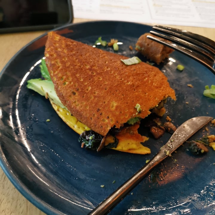 photo of Lexi's Healthy Eatery Mushroom Omelette shared by @eltico on  28 Oct 2021 - review