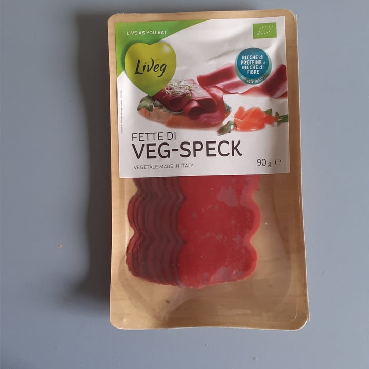 photo of Liveg Fette di veg-speck shared by @marinaemma on  13 May 2022 - review