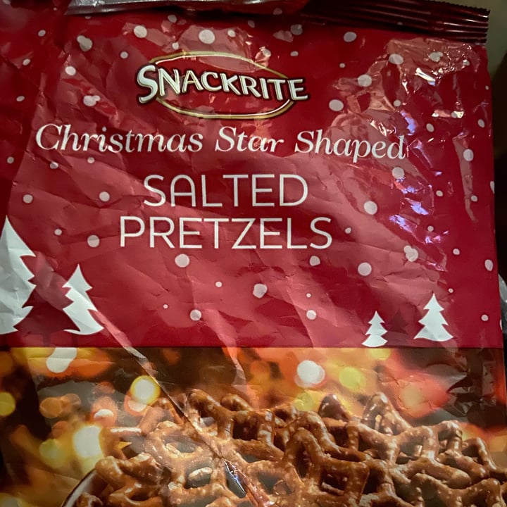 photo of SnackRite Snackrite Christmas Star Shaped Salted Pretzels shared by @thebrummievegan on  22 Dec 2020 - review