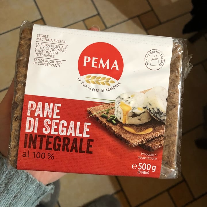 photo of Pema Pema pane di segale integrale shared by @beatric3 on  13 Mar 2022 - review