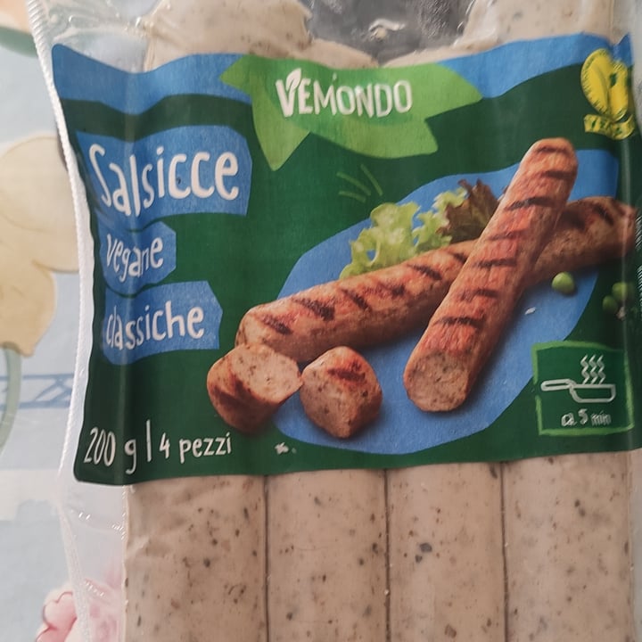 photo of Vemondo  Salsicce Vegane Classiche shared by @fradl on  30 Aug 2022 - review