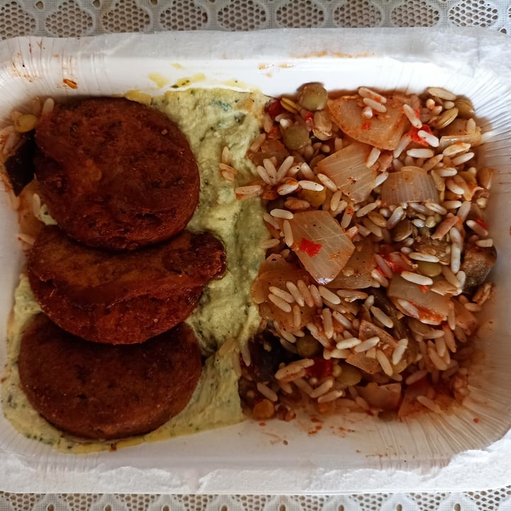 review photo of Beleaf Maklub com falafel e creme de tofu shared by @mfatanes on 27 Apr 2022 - review