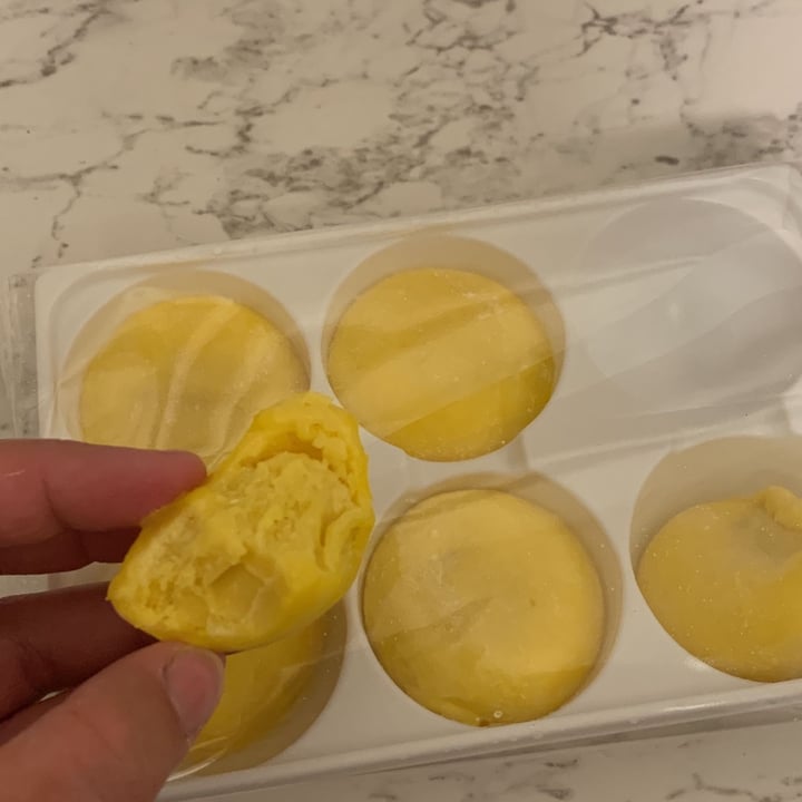 photo of PC President’s Choice mango mochi shared by @claud on  11 May 2022 - review