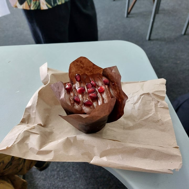 photo of Quay Co-op Vegetarian Restaurant and Wholefood Store Chocolate Cupcake shared by @agustinazt on  13 Jul 2022 - review