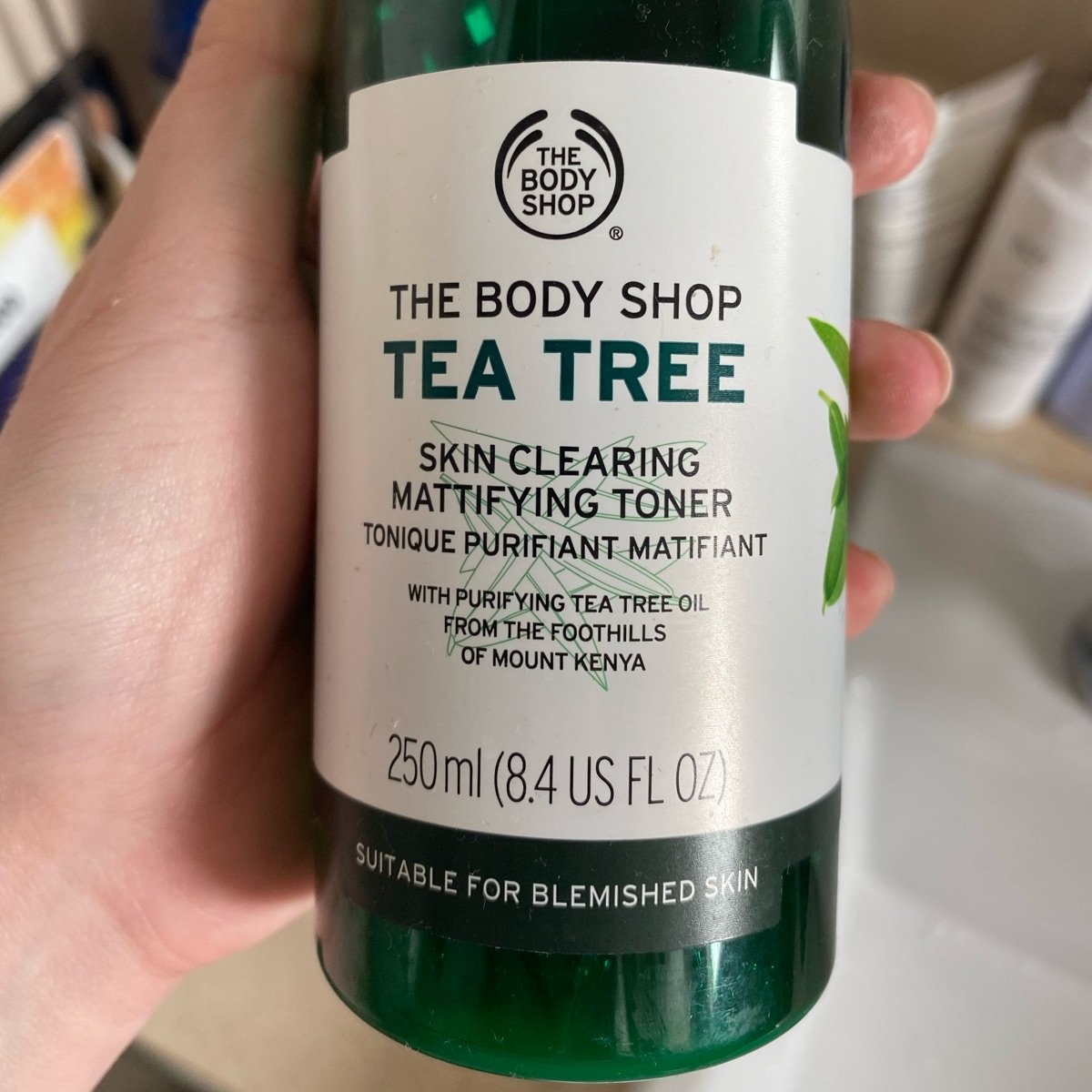 The Body Shop Tea Tree Skin Clearing Mattifying Toner Review | abillion