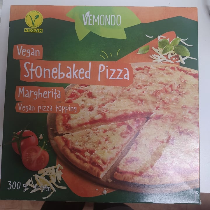 photo of Vemondo Pizza tomate y queso shared by @carmen14 on  20 Mar 2022 - review