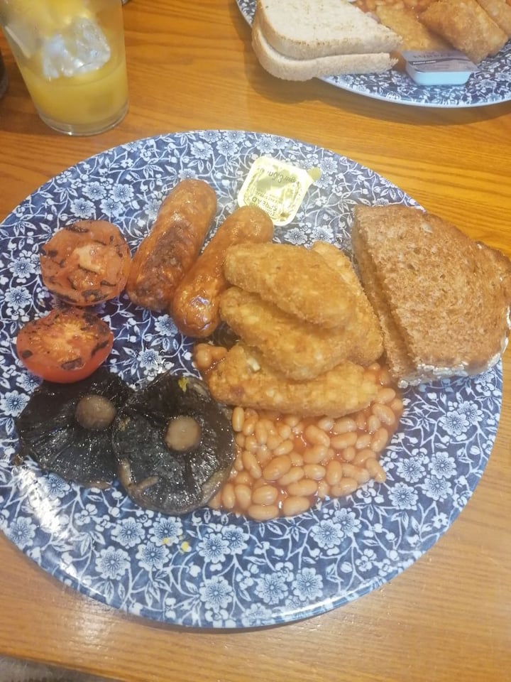 review photo of Rann Wartha Vegan Breakfast (with Extra Hash Browns) shared by @animallover88 on 30 Dec 2019 - review