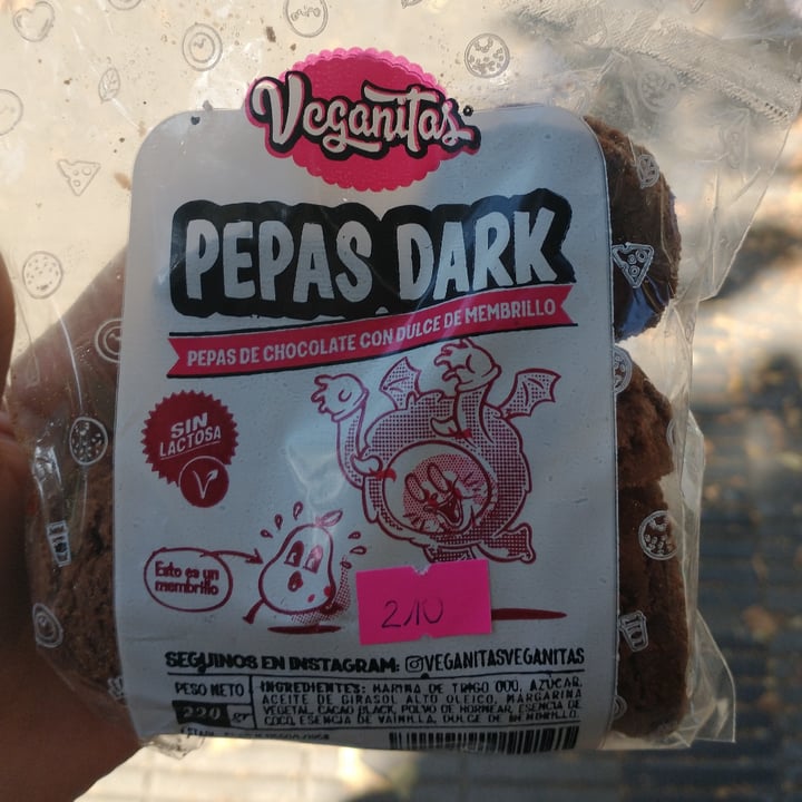 photo of Veganitas Pepas Dark shared by @xiomara99 on  23 May 2022 - review