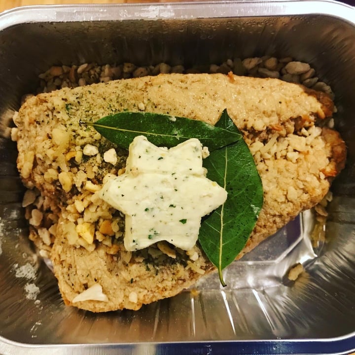 photo of Wicked No Turkey Roast Crown shared by @happyherbivore on  14 Dec 2020 - review