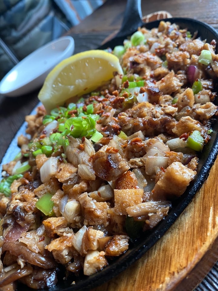photo of Nick's on Grand Sizzling Sisig shared by @saladwulf on  29 Dec 2019 - review