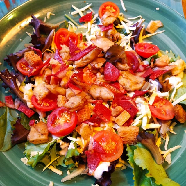 菜肴“Ensalada César”的照片