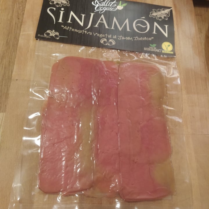 photo of Rollito Vegano Sin jamón shared by @marinasnchez on  09 Feb 2022 - review