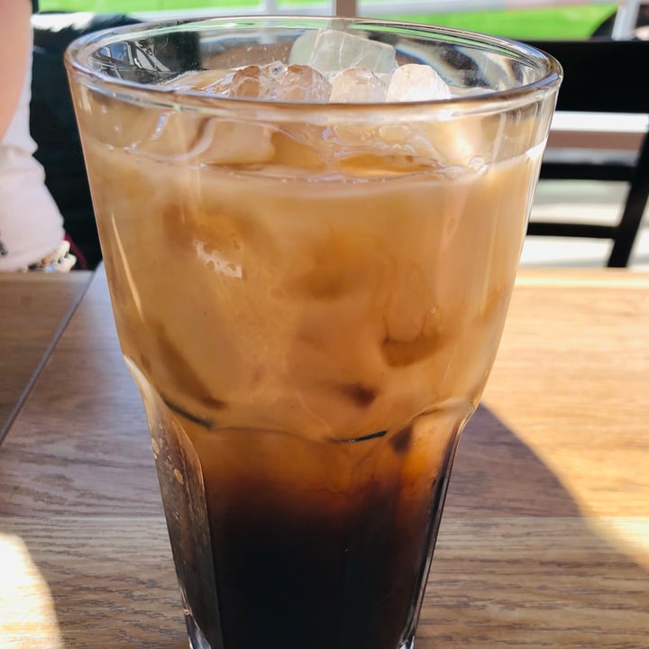 review photo of Thai Vegan III Thai Iced Tea shared by @moustachedvegan on 24 Apr 2022 - review