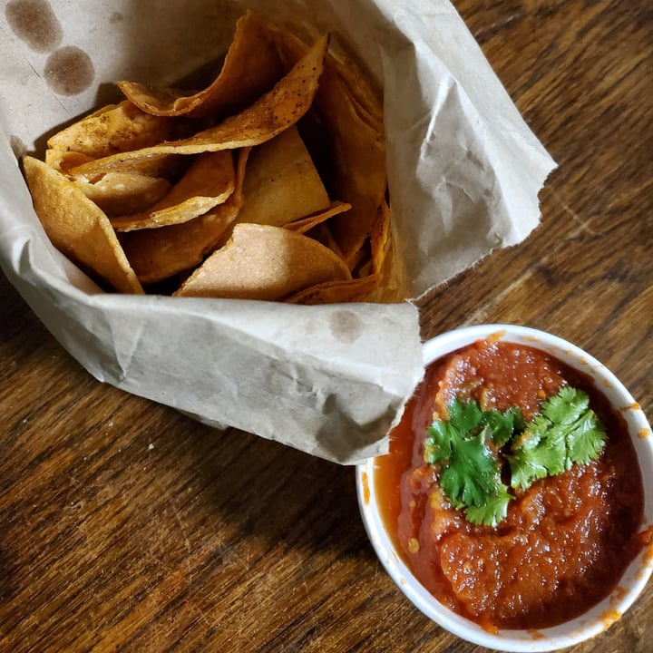 photo of The Loaded Bowl Chips and Salsa shared by @tcscn on  29 May 2022 - review