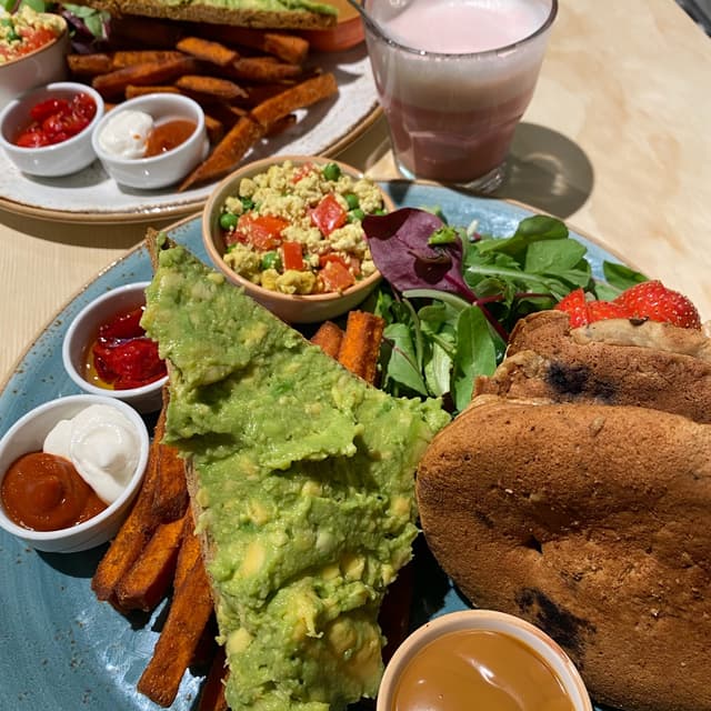 Foto del piatto “vegan brunch”