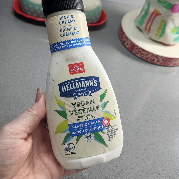 photo of Hellmann’s Ranch Dressing shared by @liljessicakes on  10 Jun 2022 - review