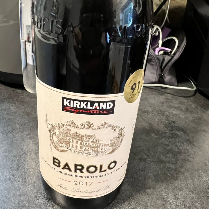 photo of Kirkland Signature Barolo Nebbiolo shared by @veganmika on  18 Apr 2022 - review