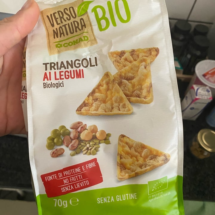 photo of Verso Natura Conad Veg Triangoli ai legumi biologici shared by @deborabioo on  11 Mar 2022 - review