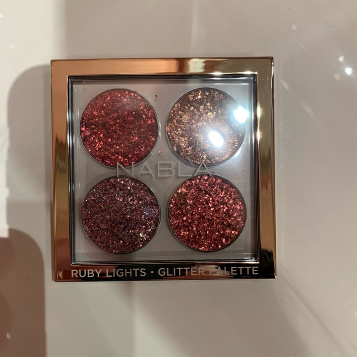 photo of Nabla Cosmetics Ruby Lights shared by @martiborzi on  02 Dec 2021 - review