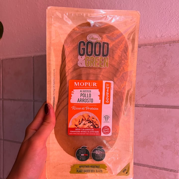 photo of Mopur vegetalfood Pollo Arrosto shared by @giuliettaveg on  14 Aug 2022 - review