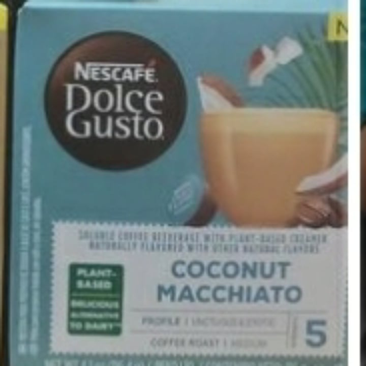 photo of Nescafè Dolce Gusto Coconut Macchiato shared by @lucianarribeiro on  30 Apr 2022 - review