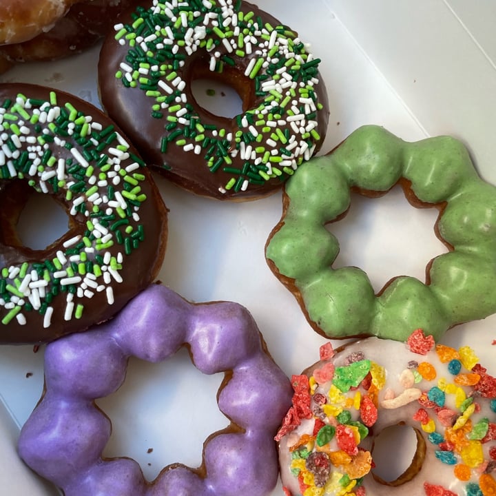 photo of Angel Donuts and Treats Vegan donuts shared by @kalemecharlie on  22 Mar 2022 - review