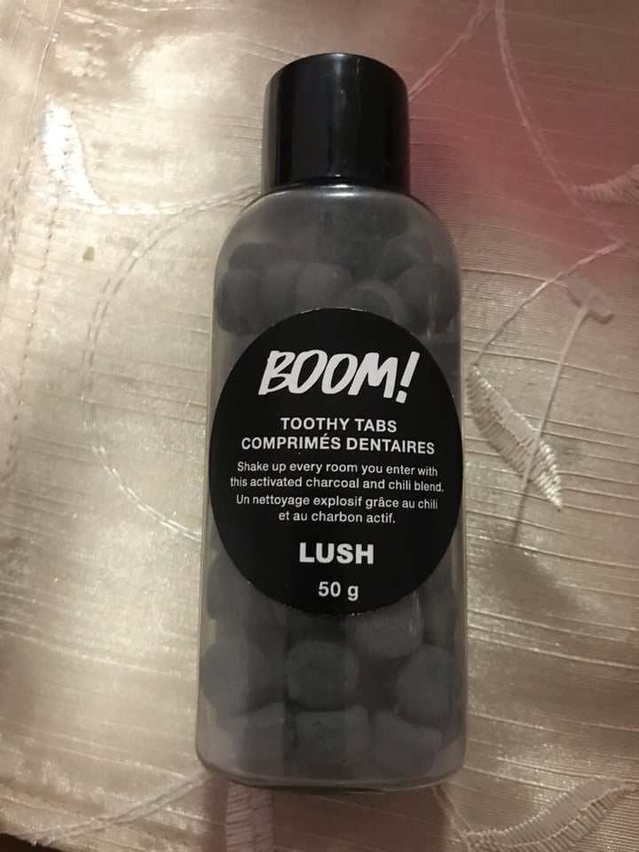 review photo of LUSH Fresh Handmade Cosmetics Boom! Toothy Tabs shared by @mia23 on 29 Dec 2019 - review