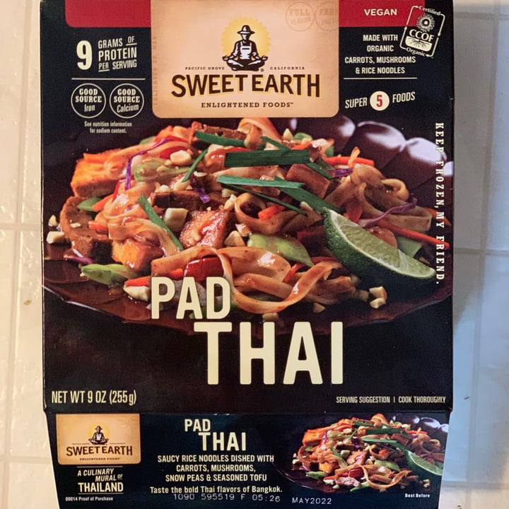 photo of Sweet Earth Pad Thai shared by @carolelizabeth1001 on  28 Jun 2021 - review