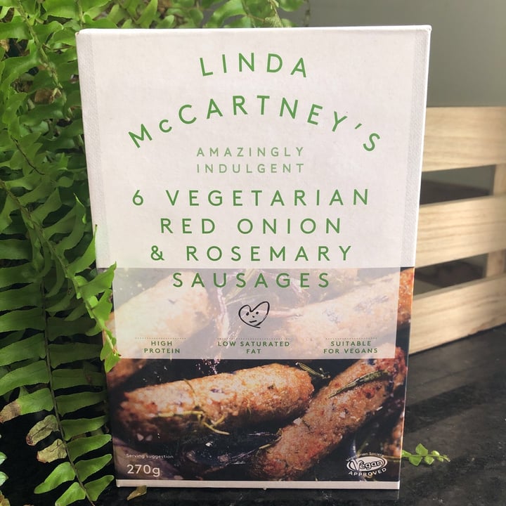 review photo of Linda McCartney's red onion and rosemary sausages shared by @lolazmama on 23 Jul 2021 - review