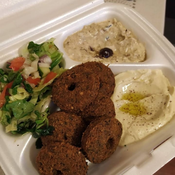 photo of Falafelova Bistro Piatto Falafel shared by @pesca on  12 Mar 2022 - review