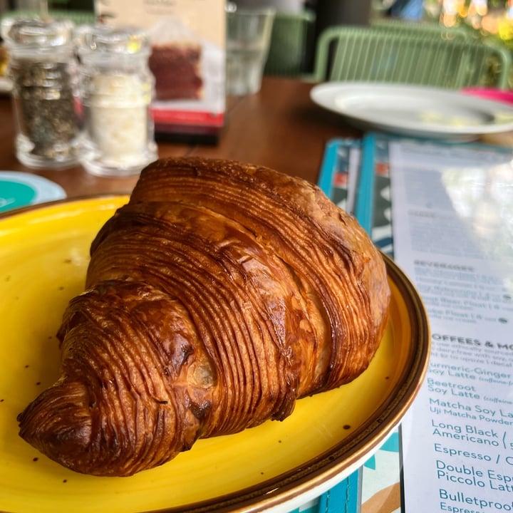 photo of Privé at Singapore Botanic Gardens Croissant shared by @preethiness on  30 May 2022 - review