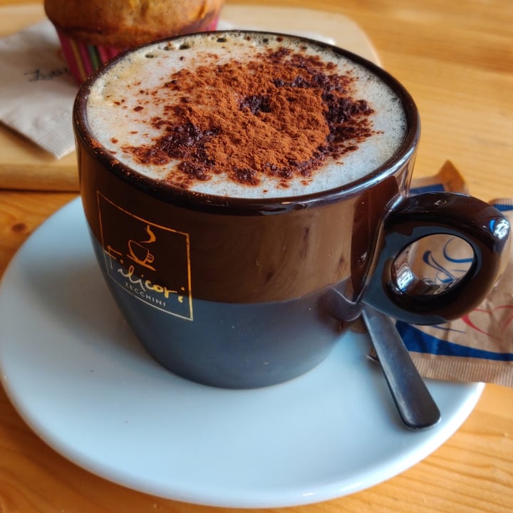 photo of Zazie Verona Cappuccino con latte d'avena shared by @virginiapredelli on  25 Mar 2022 - review