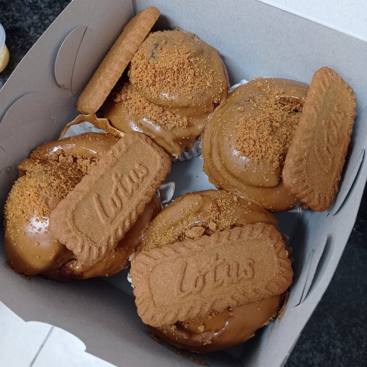 photo of Dolce Bakery Lotus Biscoff Cruffin shared by @heikesletcher on  04 Sep 2021 - review