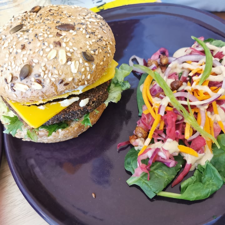 photo of Lexi's Healthy Eatery Forest Burger shared by @veganpower001 on  24 Jan 2021 - review