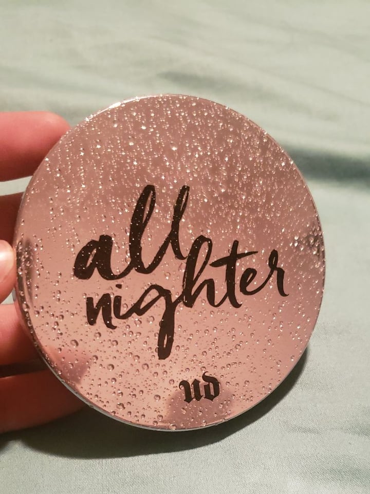 photo of Urban Decay All Nighter Waterproof Setting Powder shared by @katiardz on  07 Dec 2019 - review