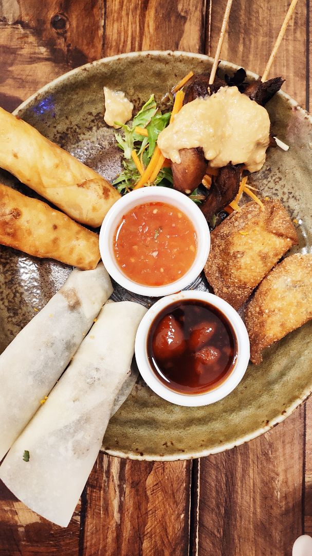 photo of Golden Lotus Vegan Mixed Appetisers Plate shared by @jmacvu on  08 Dec 2019 - review