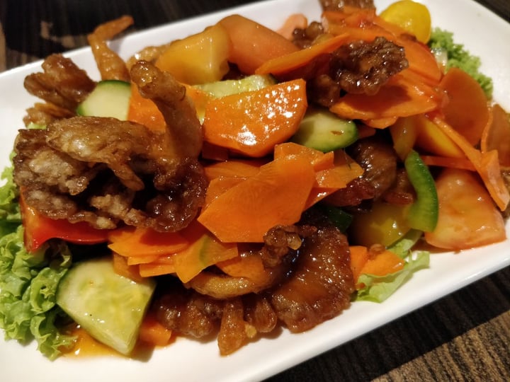photo of D’Life Signature Sweet & Sour Abalone Mushrooms shared by @mikebroadhead on  01 Jun 2019 - review