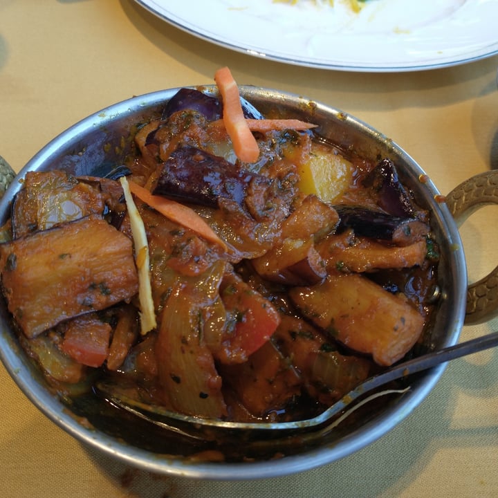 photo of Lotus Cuisine of India Aloo Bengan shared by @gr8tfulred on  02 Aug 2021 - review