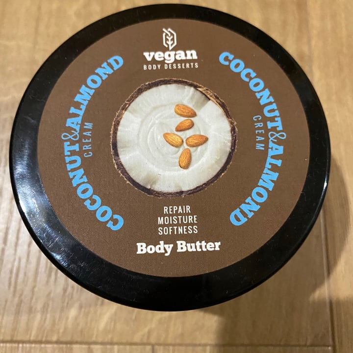 photo of Vegan hair Desserts Coconut & Almond Cream shared by @alexyoung on  18 Oct 2020 - review