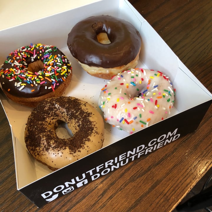 photo of Donut Friend All the Donuts shared by @nicolealbritton on  05 Jun 2021 - review