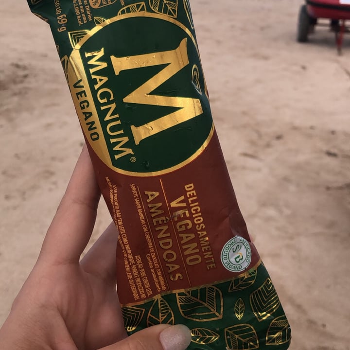 review photo of Kibon Magnum De Amêndoas shared by @marianalyra on 20 Mar 2022 - review